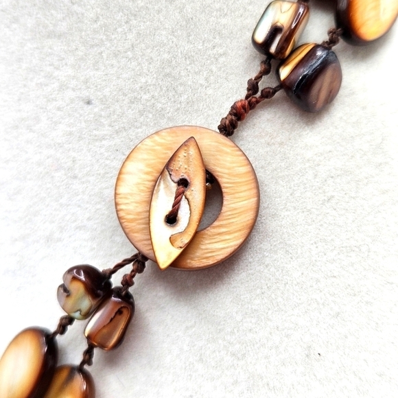 VINTAGE Mother of Pearl MOP Abalone Shell Multi-Strand Beaded Necklace - Picture 5 of 5